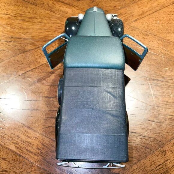 Solido Ford V8 Pick Up 1936 Coca-Cola Green & Black Model Truck 1/19 Scale - Picture 5 of 8